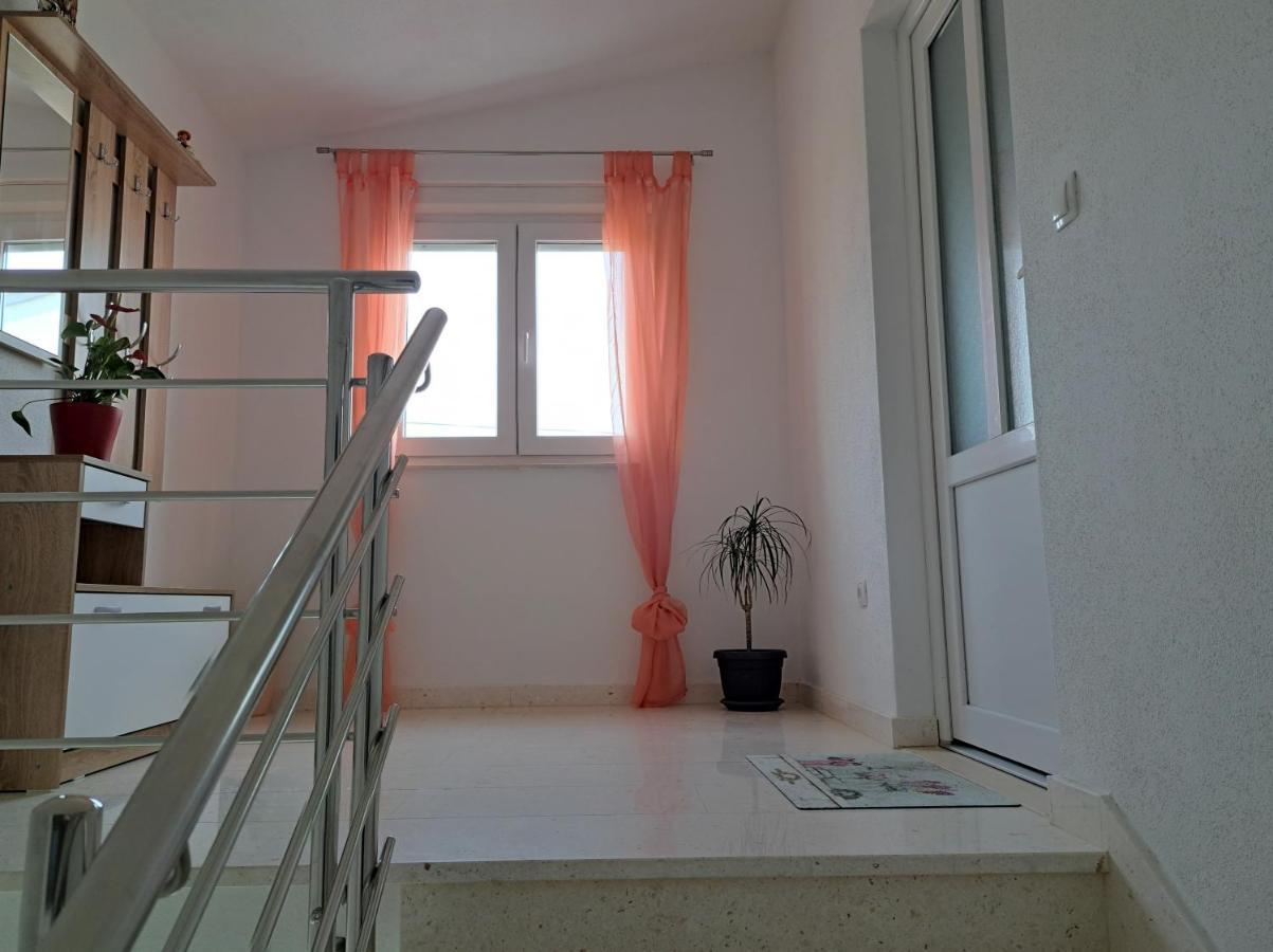 Holiday Apartman Kaštela Eksteriør bilde