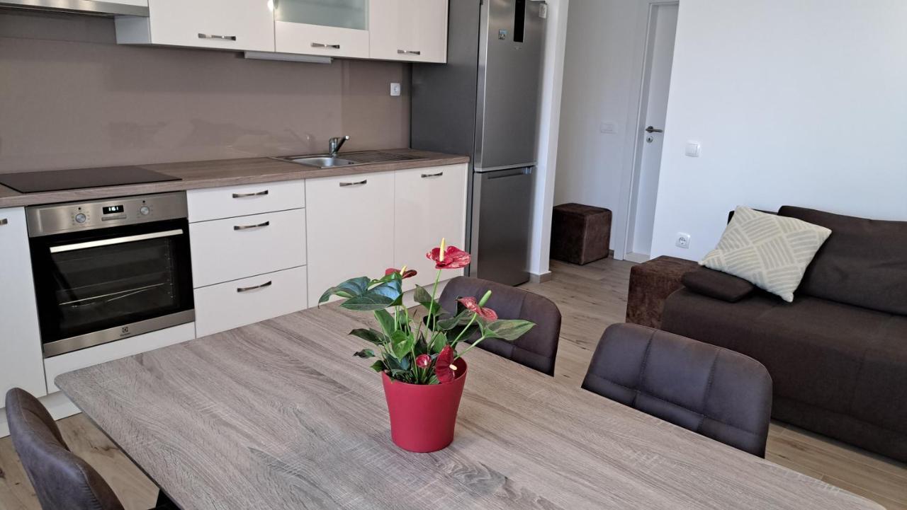 Holiday Apartman Kaštela Eksteriør bilde